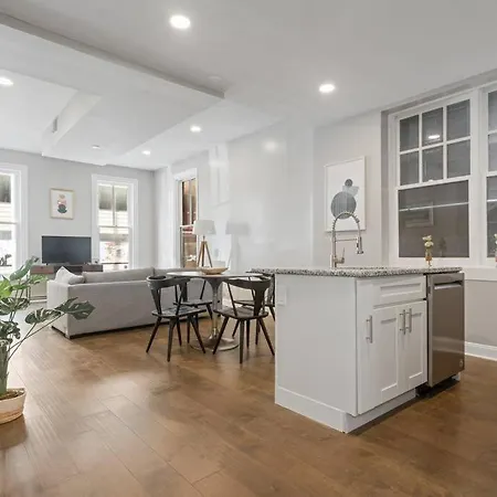 Downtown Hbg Gem: 2Br Apt Harrisburg Exterior photo