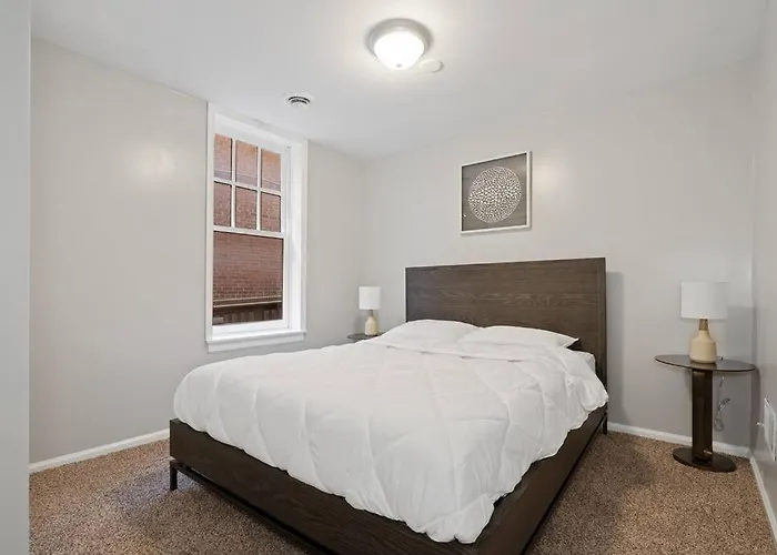 Downtown Hbg Gem: 2Br Apt
